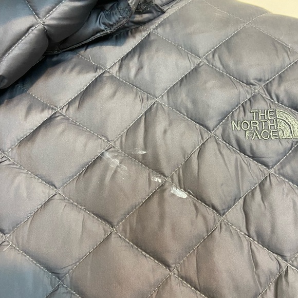 NORTH FACE QUILTED TRANSIT PARKA JACKET MEDIUM GRAPHITE GREY A8P2 GOOSE DOWN - Picture 6 of 8